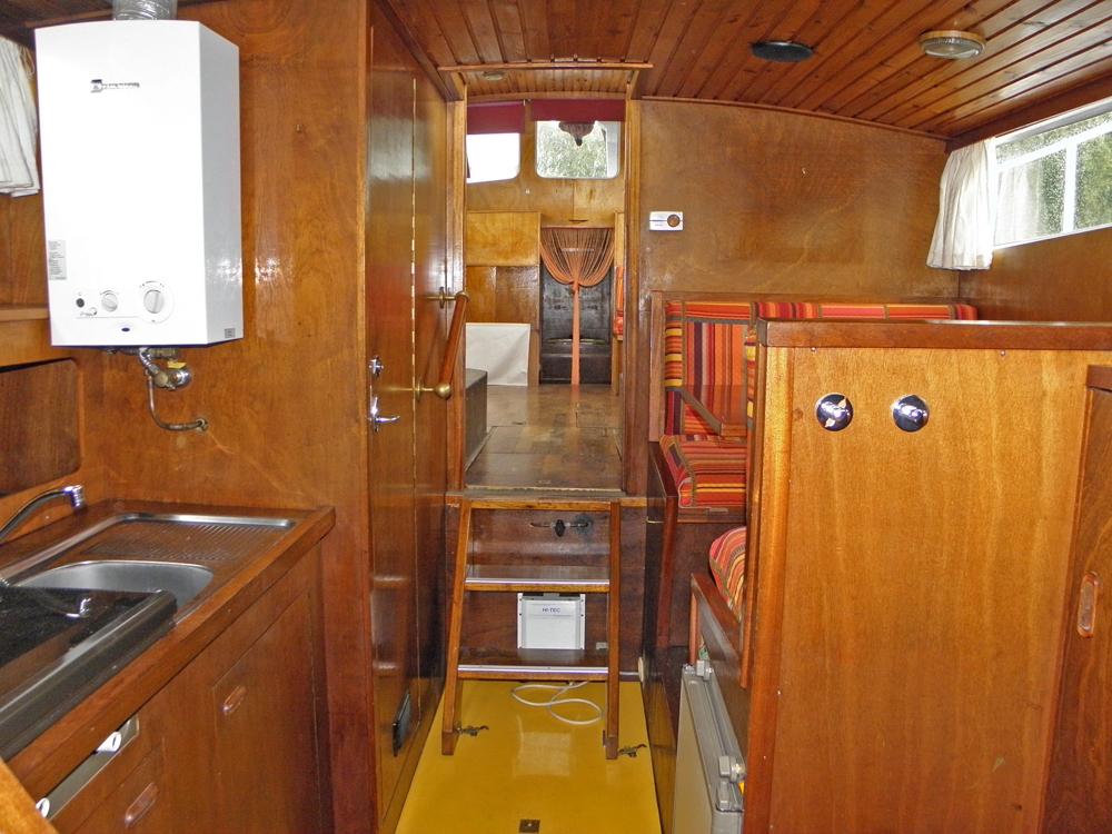 Fore ship, Accommodation